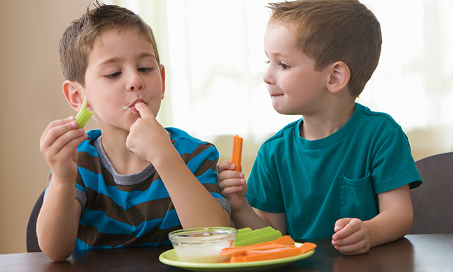 5 Tips to Encourage Picky Eaters